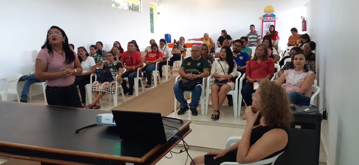 Semed prepara gestores para a realização do Censo Escolar